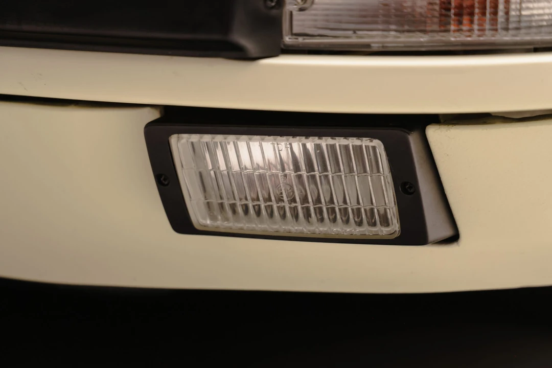 1984 Porsche 911 Carrera 3.2 - Image 23 of 31
