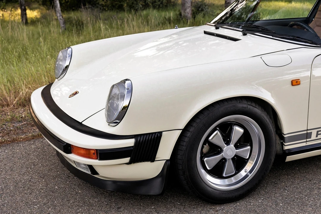 1984 Porsche 911 Carrera 3.2 - Image 18 of 31