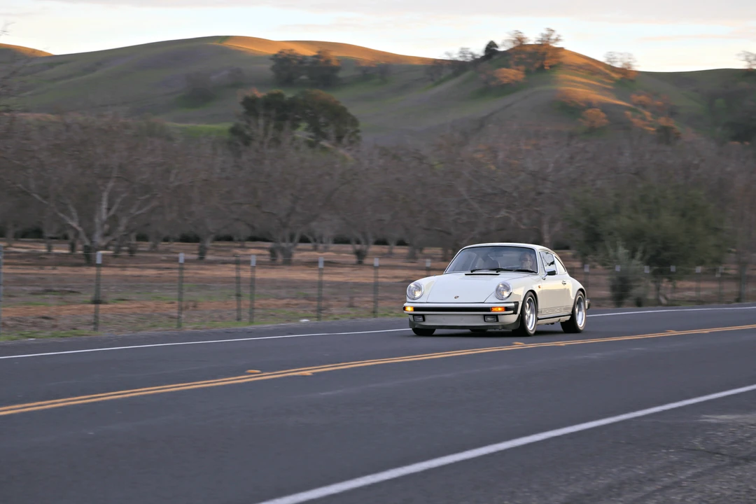 1984 Porsche 911 Carrera 3.2 - Image 15 of 31