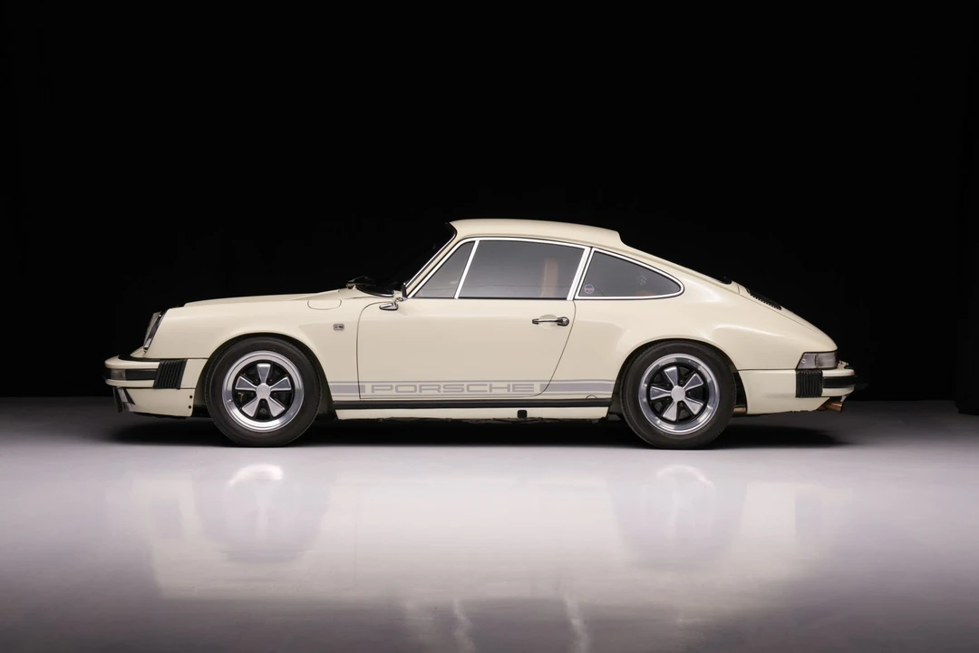 1984 Porsche 911 Carrera 3.2 - Image 15 of 31
