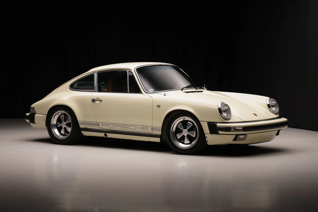 1984 Porsche 911 Carrera 3.2 - Image 11 of 31