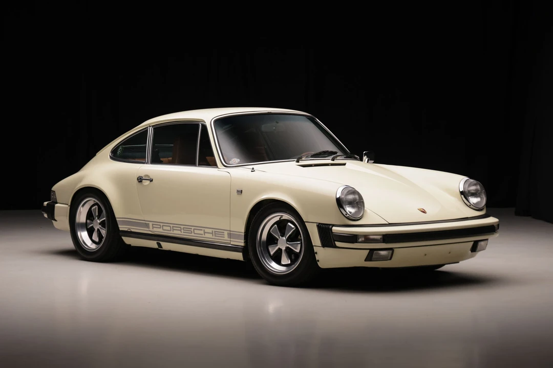 1984 Porsche 911 Carrera 3.2 - Image 12 of 31