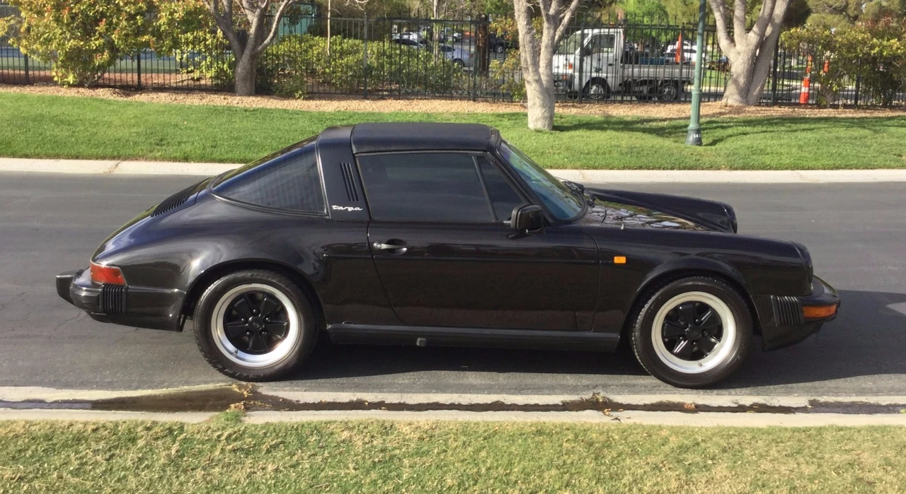 1984 Porsche 911 Carrera 3.2 - Image 10 of 31
