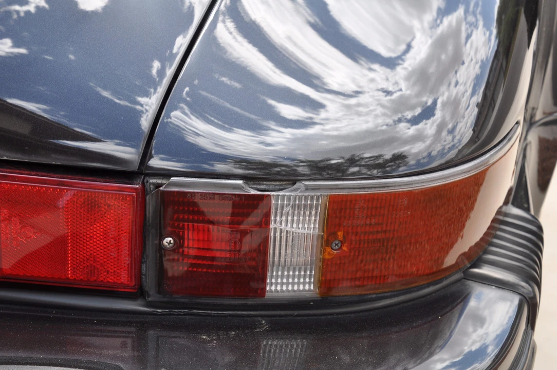 1984 Porsche 911 Carrera 3.2 - Image 18 of 31