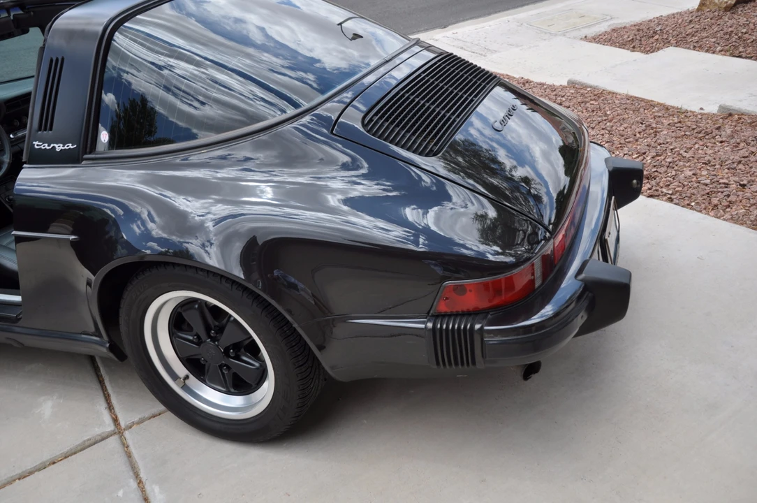 1984 Porsche 911 Carrera 3.2 - Image 12 of 31