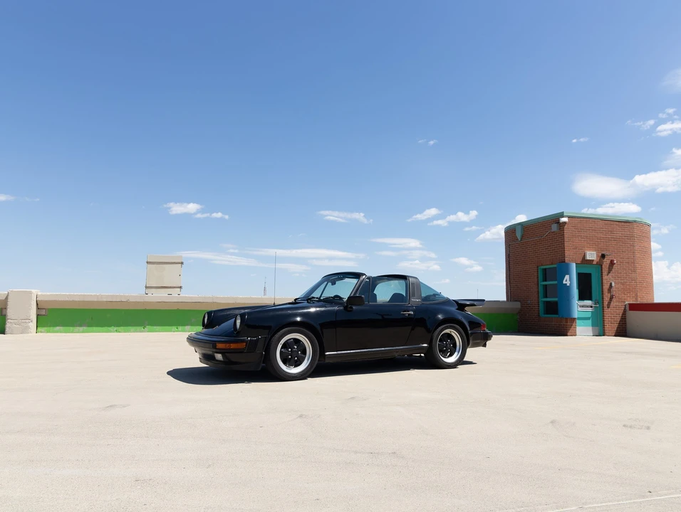 1984 Porsche 911 Carrera 3.2 - Image 2 of 31