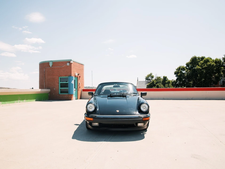 1984 Porsche 911 Carrera 3.2 - Image 3 of 31