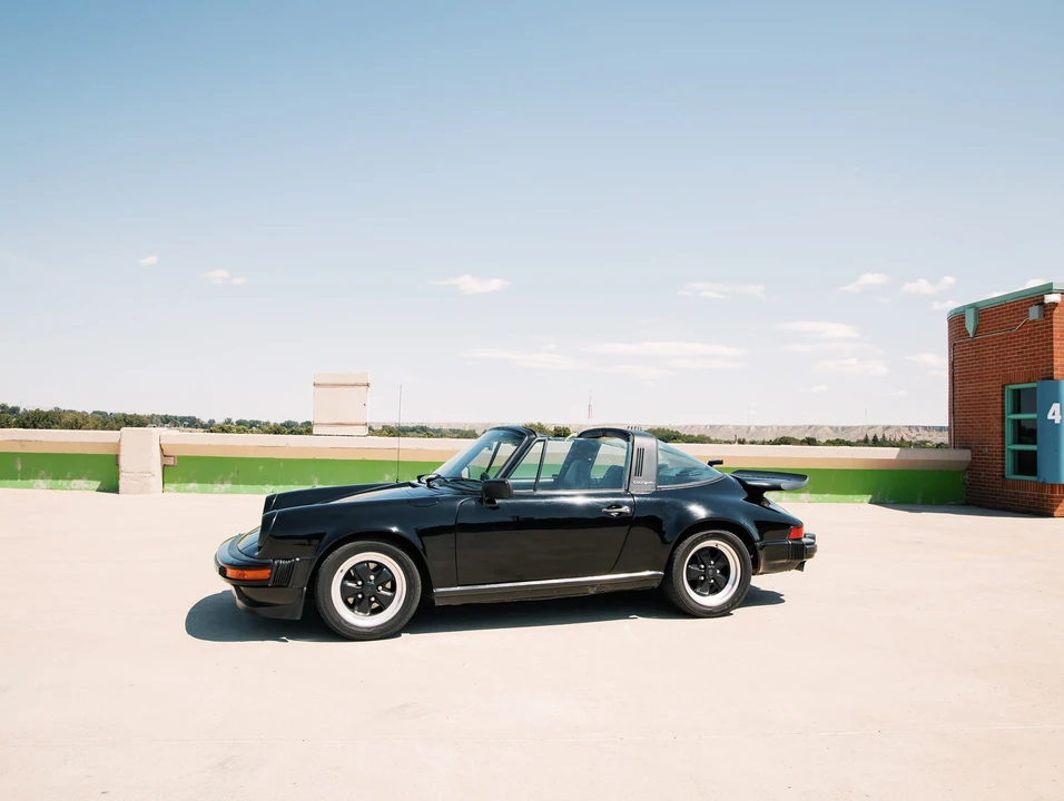 1984 Porsche 911 Carrera 3.2 - Image 11 of 31