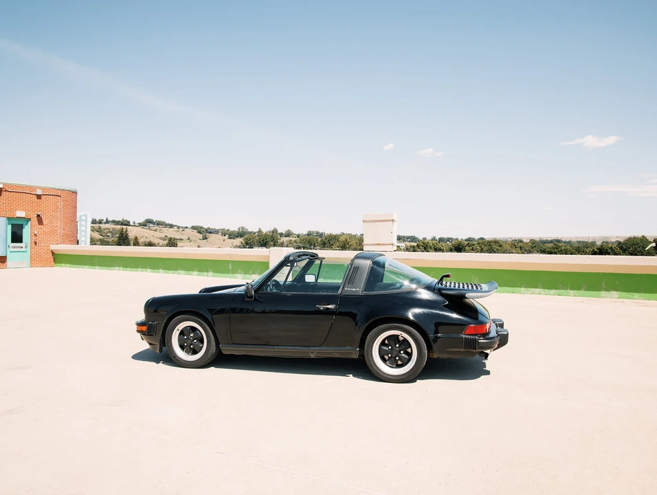 1984 Porsche 911 Carrera 3.2 - Image 14 of 31