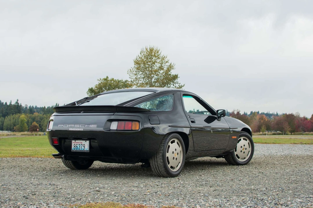1984 Porsche 928 S - Image 7 of 31