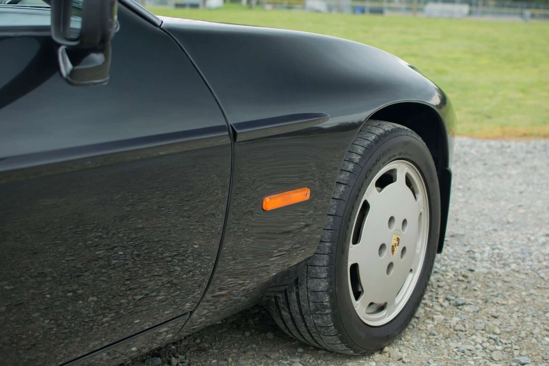 1984 Porsche 928 S - Image 24 of 31