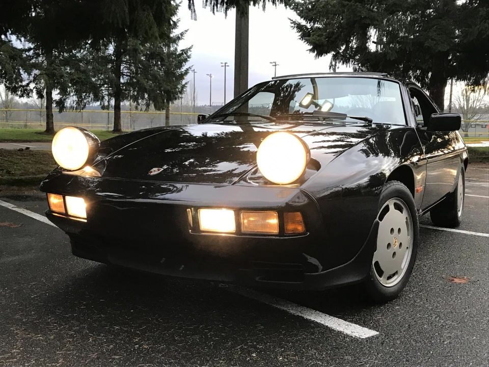 1984 Porsche 928 S - Image 14 of 31