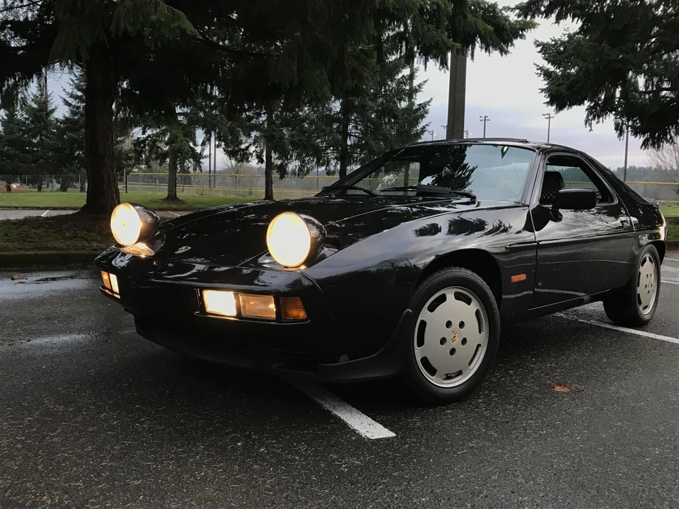 1984 Porsche 928 S - Image 13 of 31