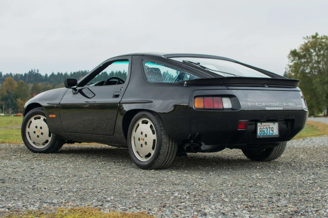 1984 Porsche 928 S - Image 9 of 31