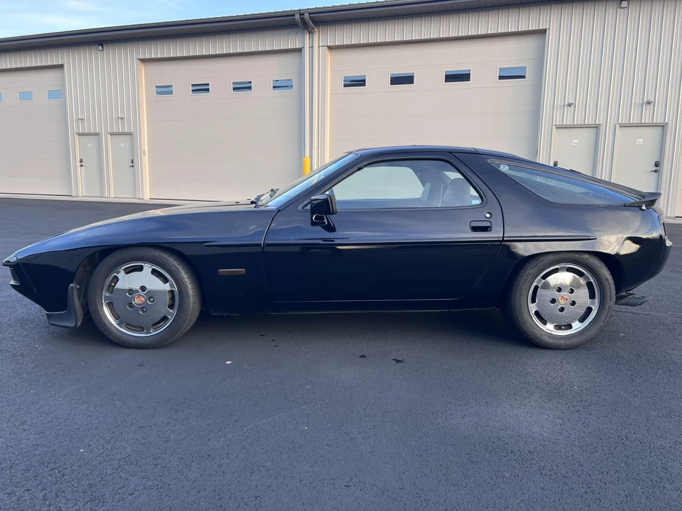 1984 Porsche 928 S - Image 30 of 31