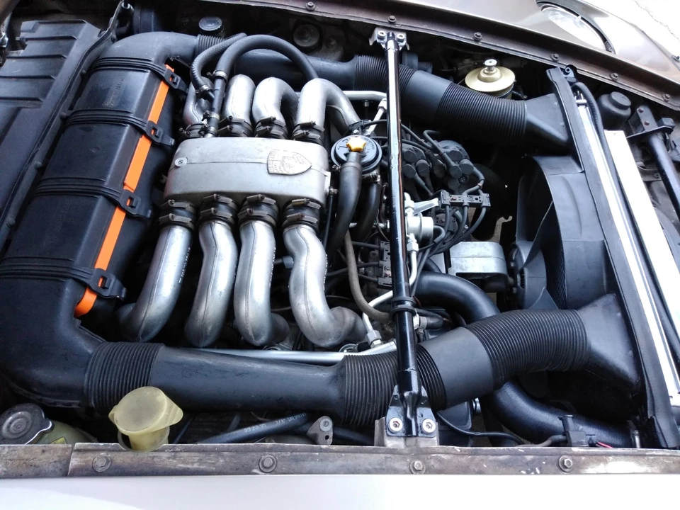 1984 Porsche 928 S - Image 28 of 31