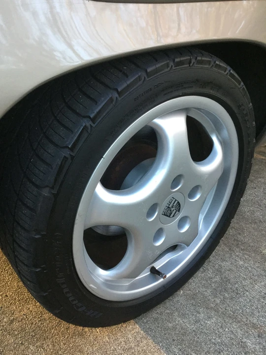 1984 Porsche 928 S - Image 16 of 31
