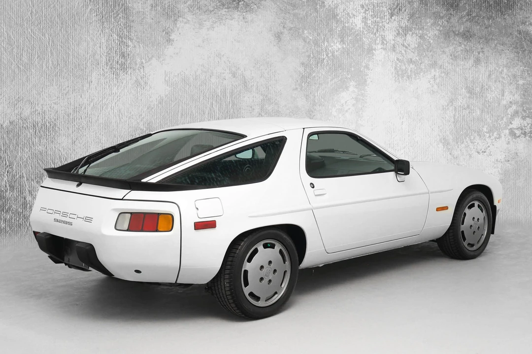 1984 Porsche 928 S - Image 11 of 31