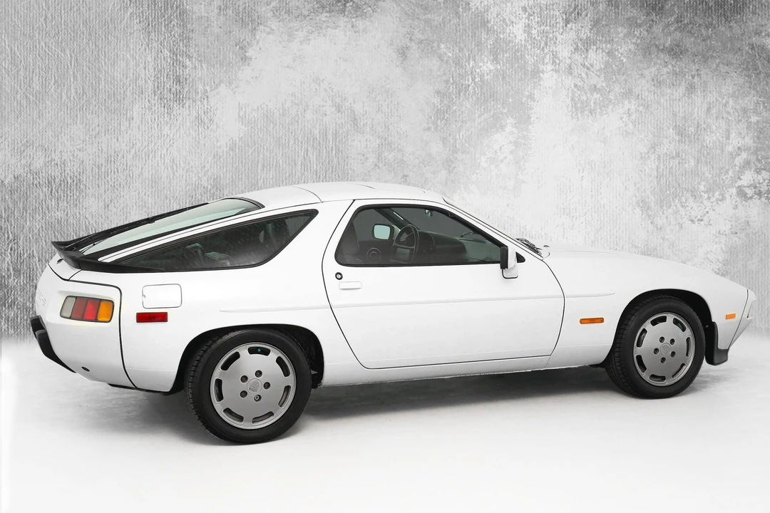 1984 Porsche 928 S - Image 10 of 31