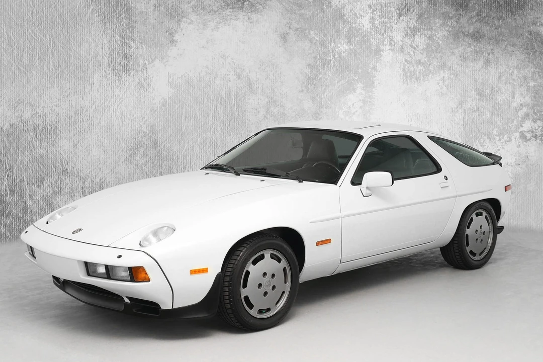 1984 Porsche 928 S - Image 3 of 31