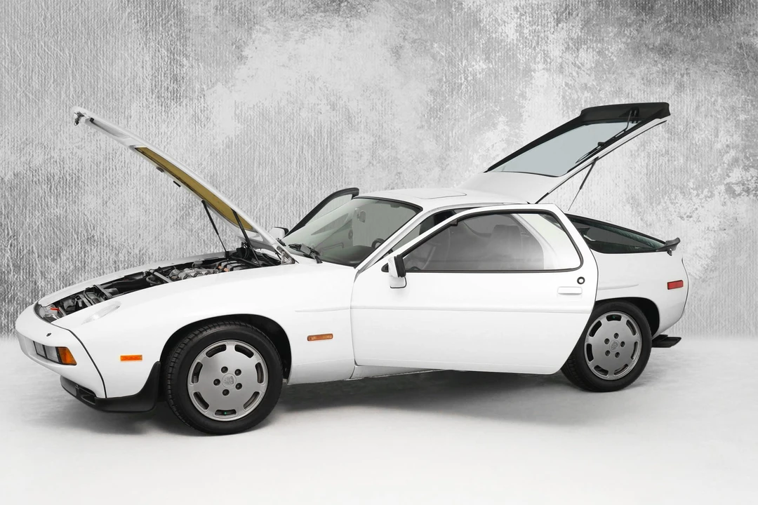 1984 Porsche 928 S - Image 18 of 31