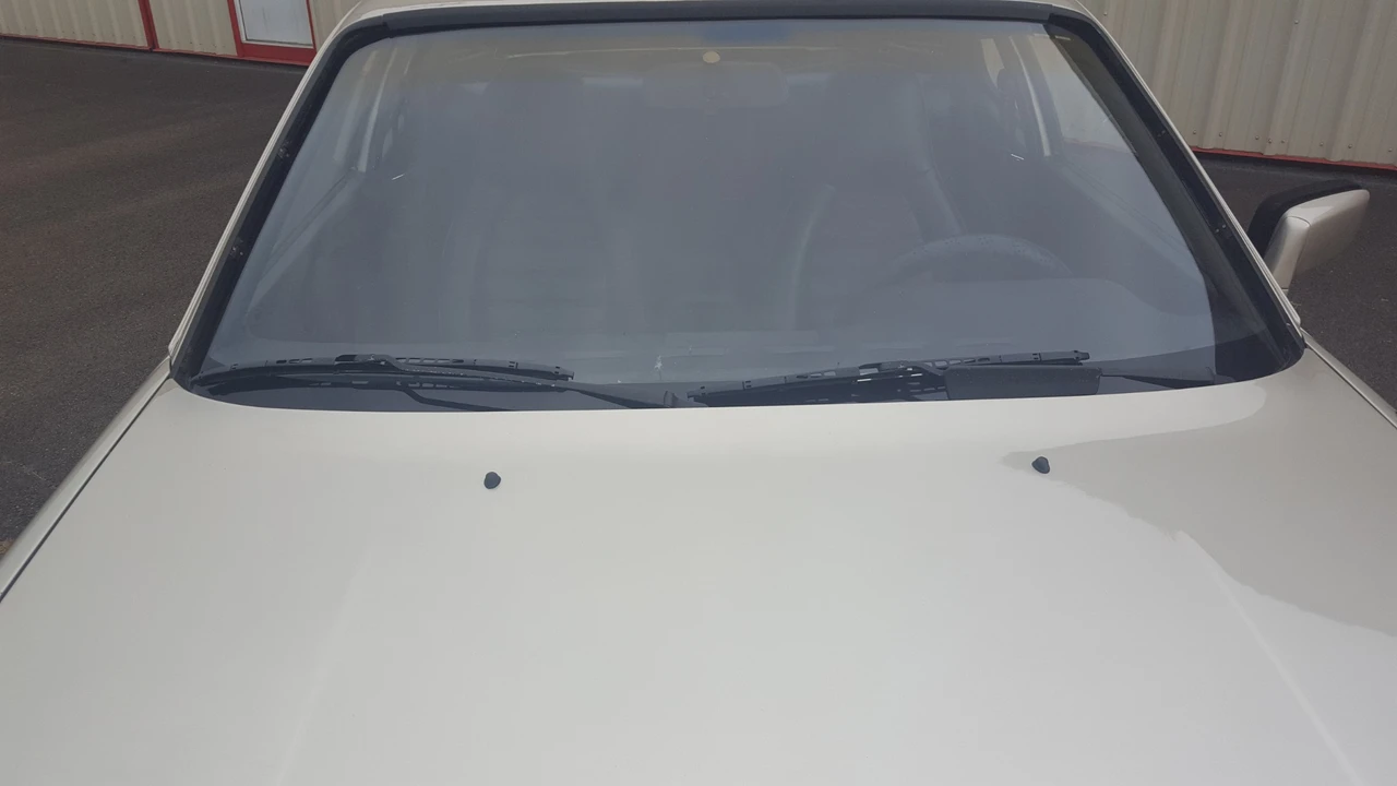 1984 Porsche 944 - Image 25 of 31
