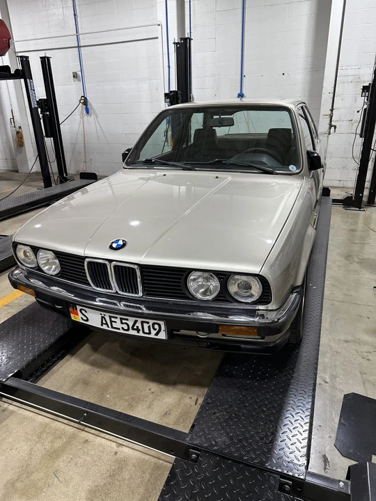 1985 BMW E30 3 Series - Image 2 of 31