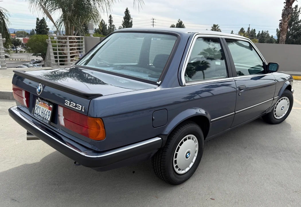 1985 BMW E30 3 Series - Image 24 of 31