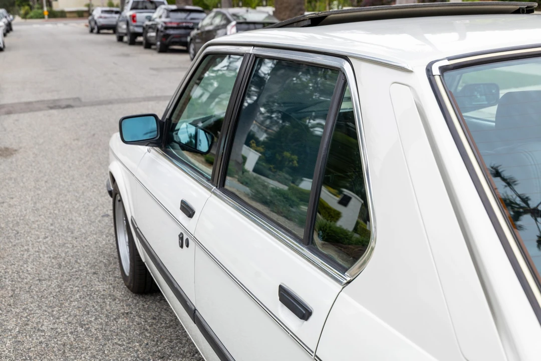 1985 BMW E28 5 Series - Image 29 of 31