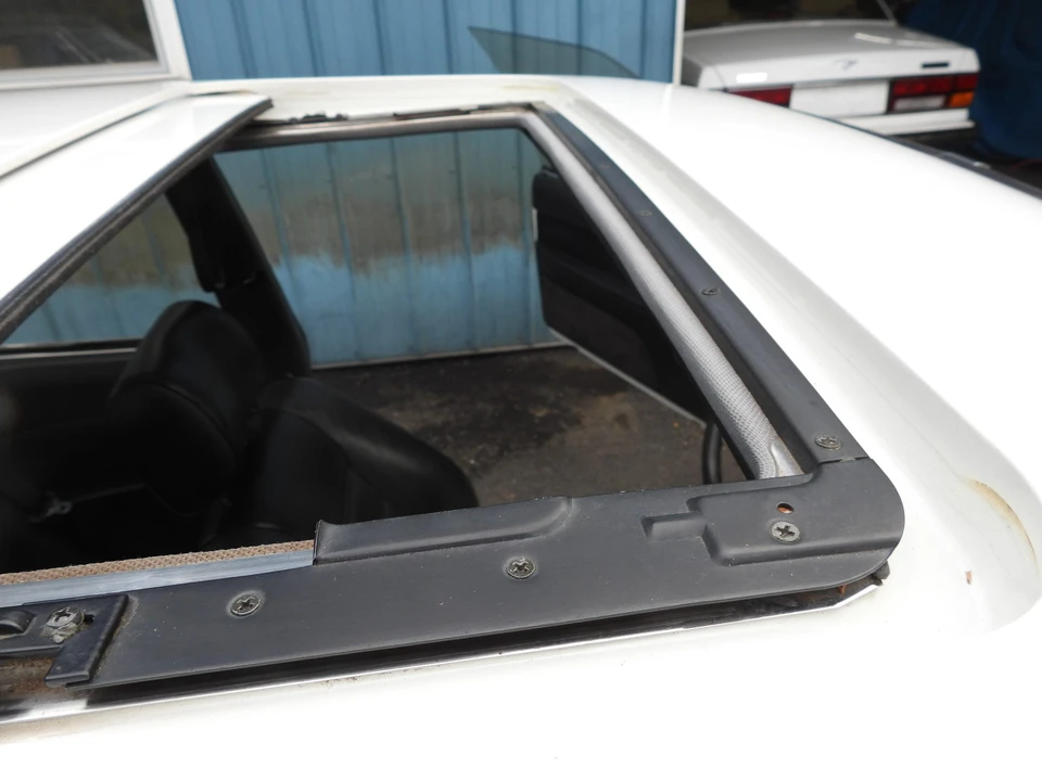 1985 BMW E24 6 Series - Image 30 of 31