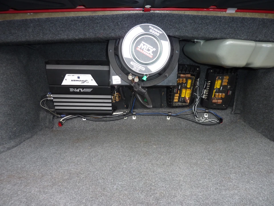 1985 BMW E24 6 Series - Image 25 of 31
