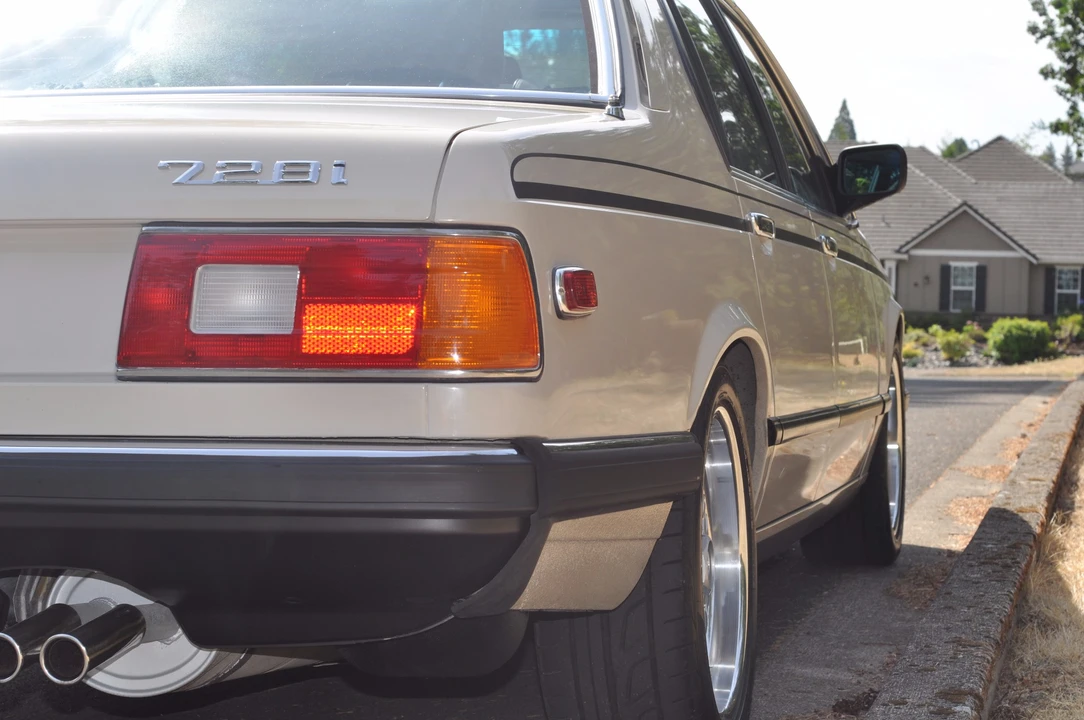 1985 BMW E23 7 Series - Image 11 of 31