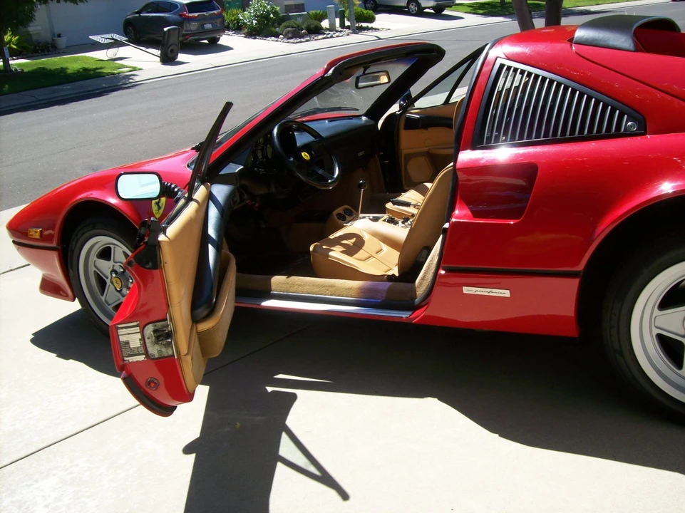 1985 Ferrari 308 GTS QV - Image 22 of 31