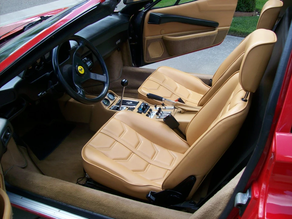 1985 Ferrari 308 GTS QV - Image 24 of 31