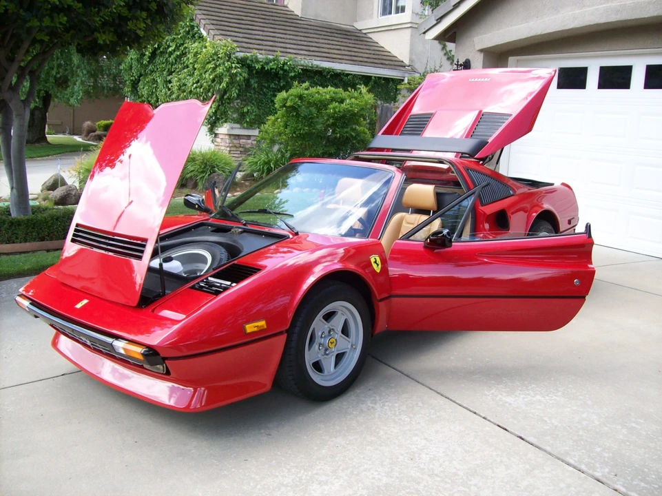1985 Ferrari 308 GTS QV - Image 19 of 31