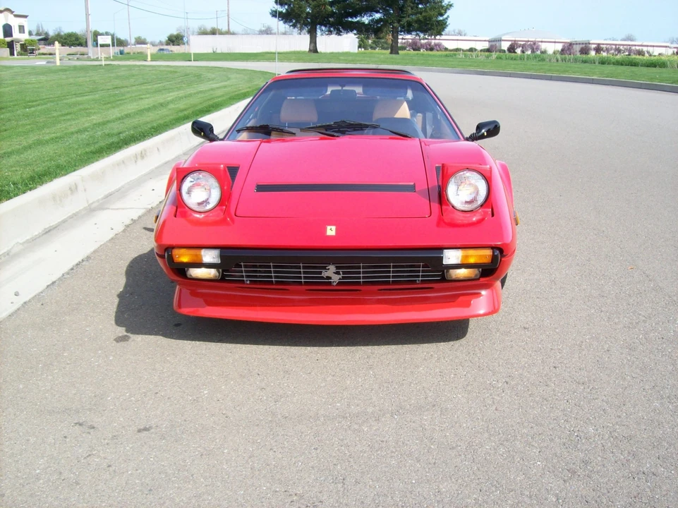 1985 Ferrari 308 GTS QV - Image 14 of 31