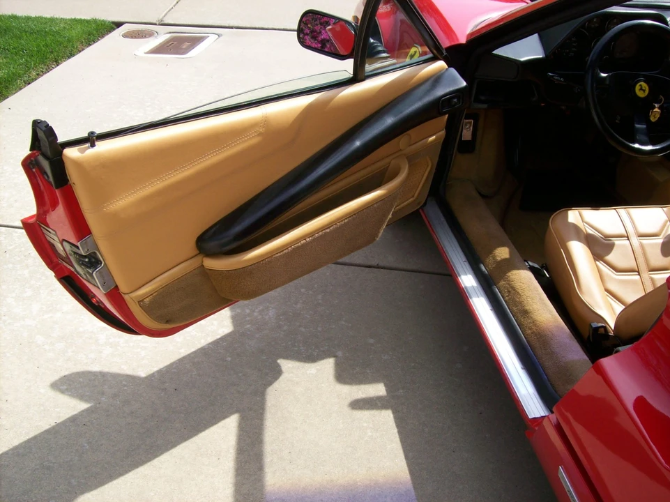 1985 Ferrari 308 GTS QV - Image 23 of 31