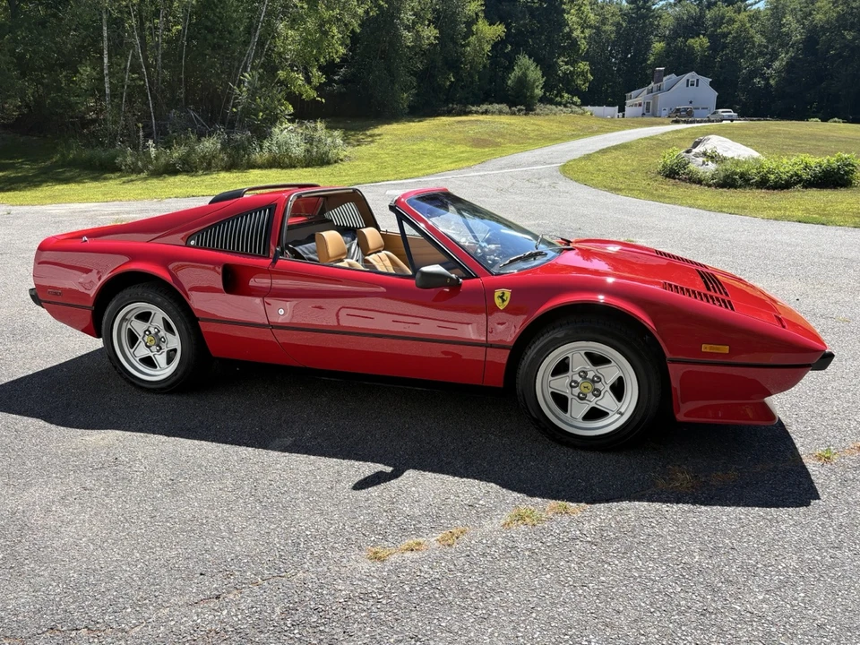 1985 Ferrari 308 GTS QV - Image 22 of 31