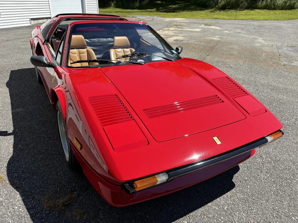 1985 Ferrari 308 GTS QV - Image 26 of 31