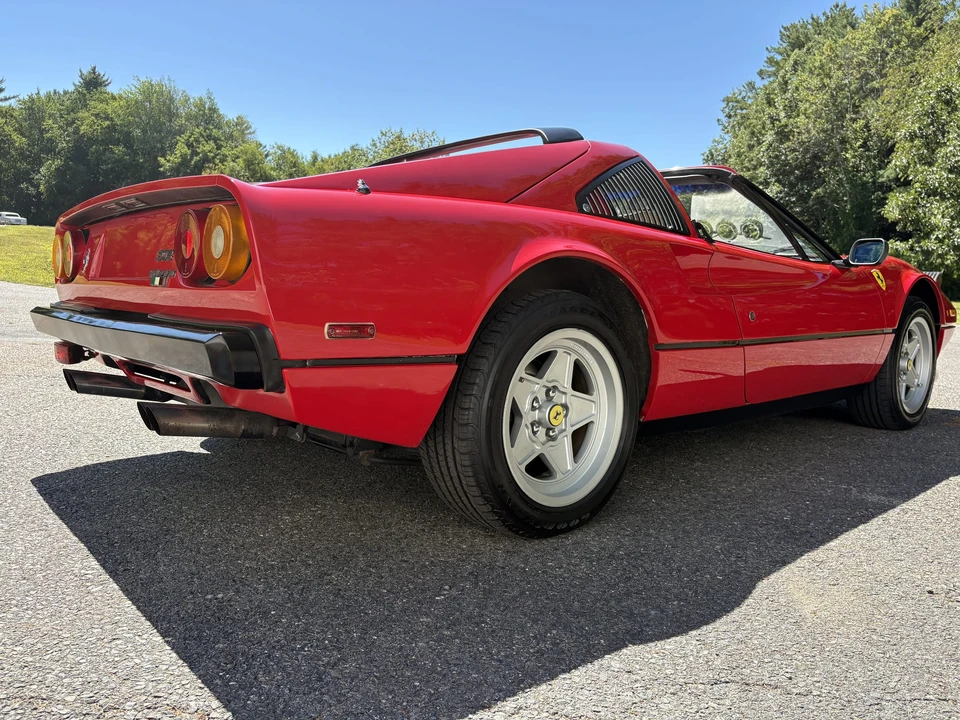 1985 Ferrari 308 GTS QV - Image 19 of 31