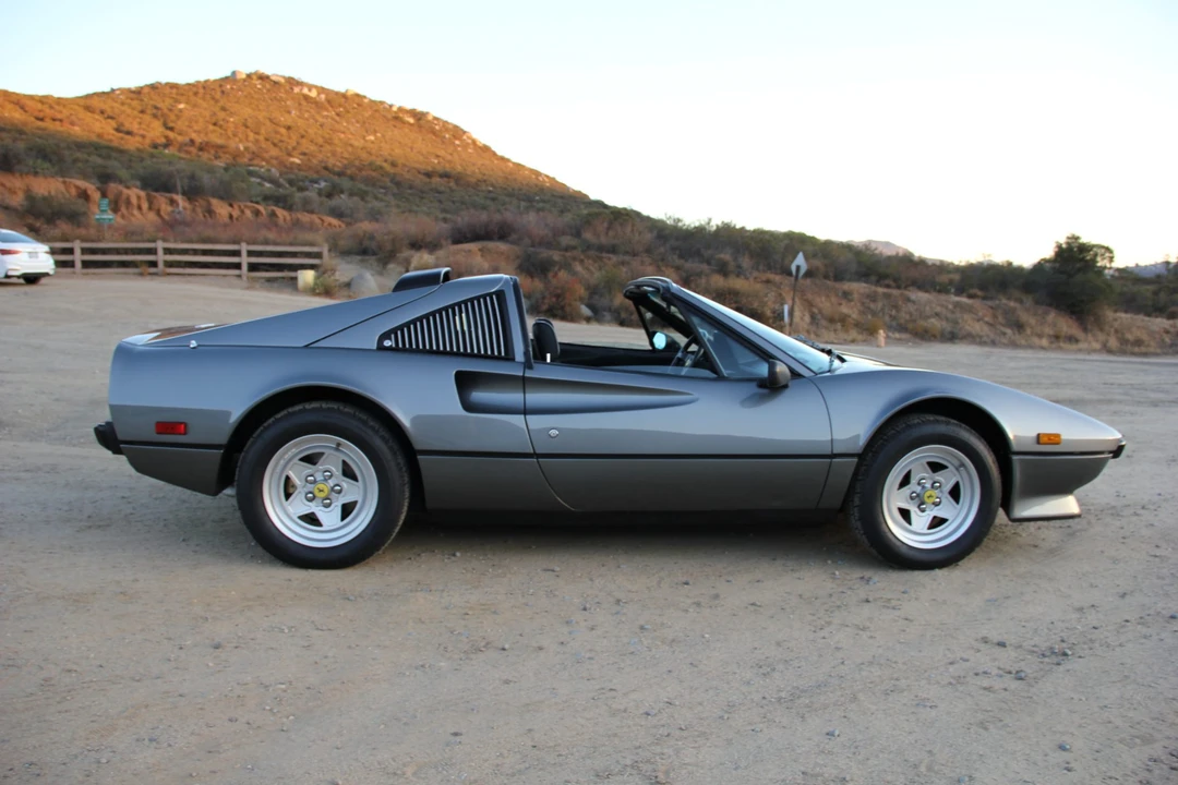 1985 Ferrari 308 GTS QV - Image 28 of 31