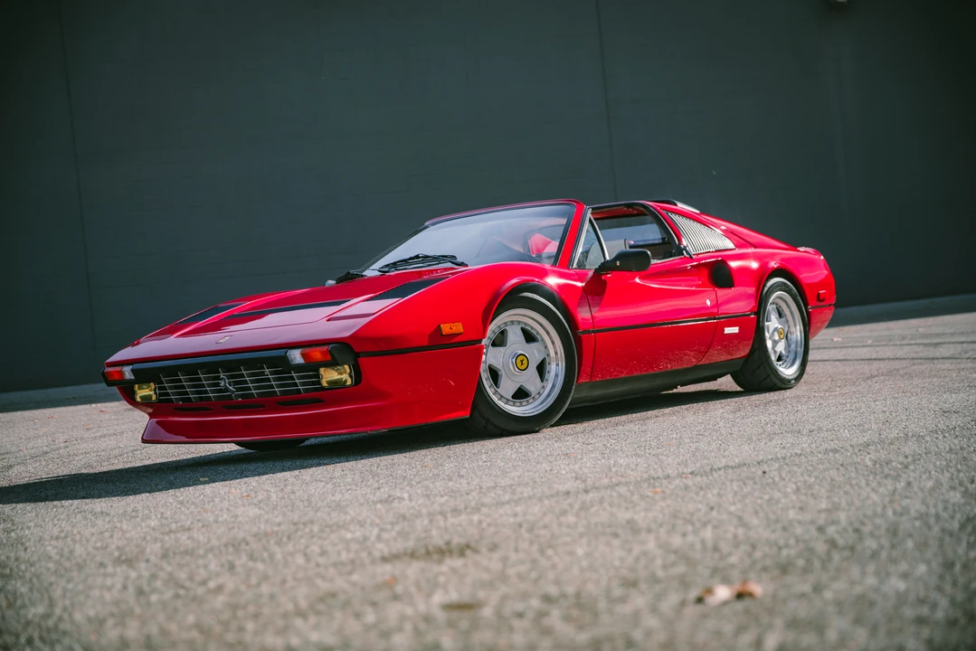 1985 Ferrari 308 GTS QV - Image 2 of 31