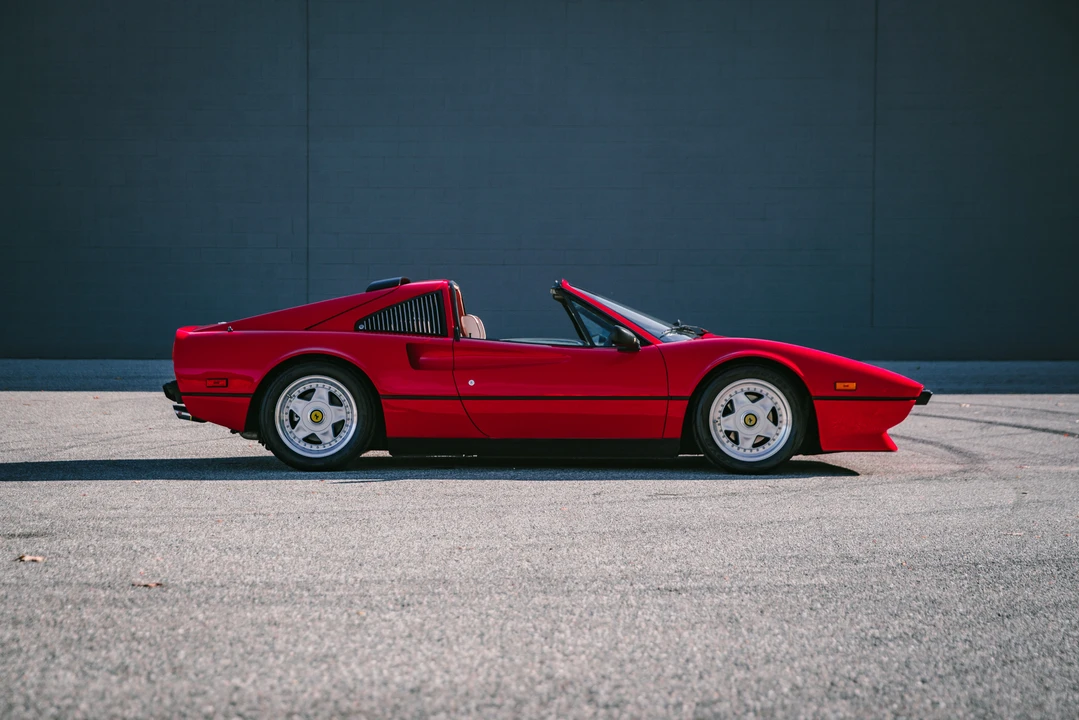 1985 Ferrari 308 GTS QV - Image 17 of 31