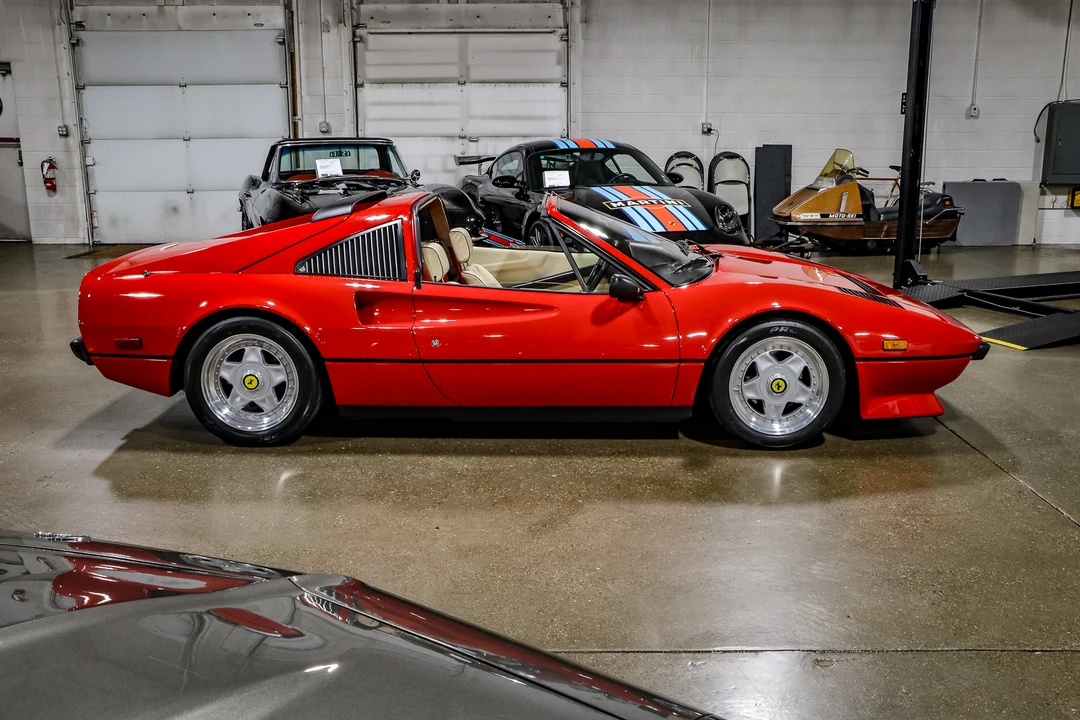 1985 Ferrari 308 GTS QV - Image 16 of 31