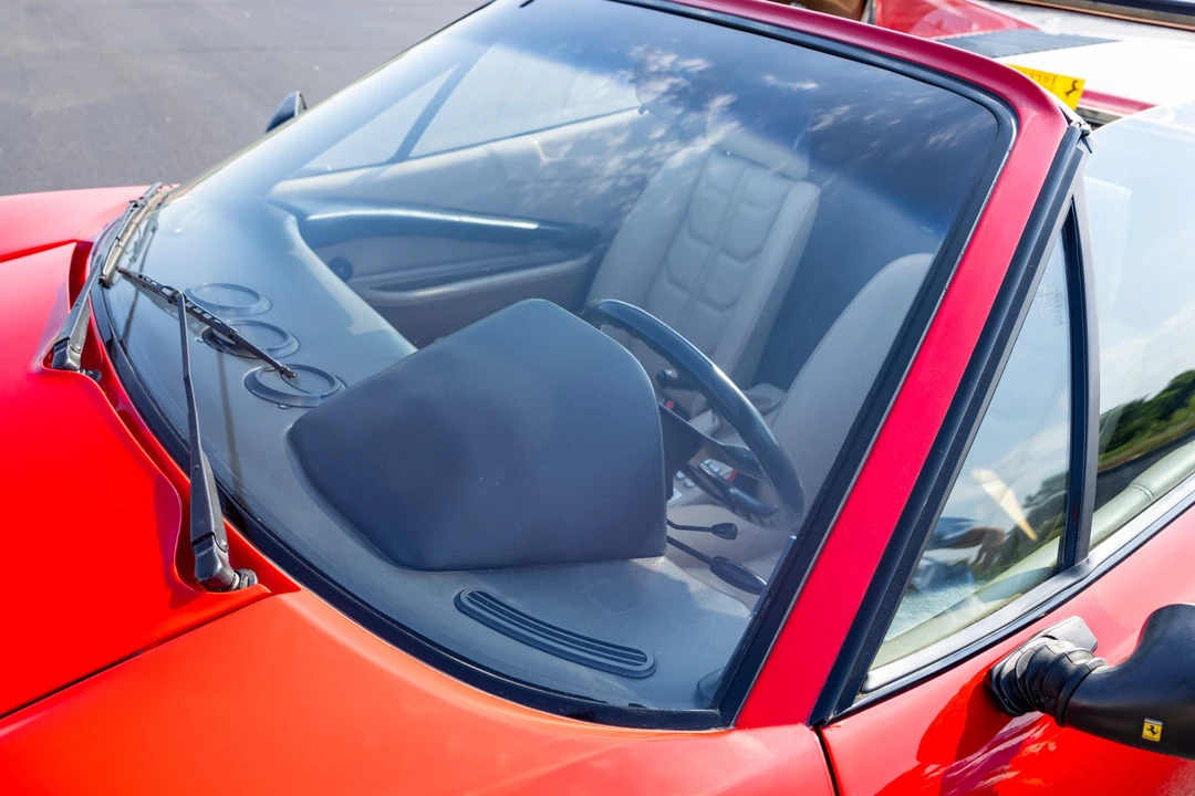 1985 Ferrari 308 GTS QV - Image 24 of 31