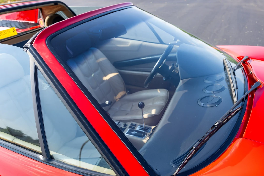 1985 Ferrari 308 GTS QV - Image 25 of 31