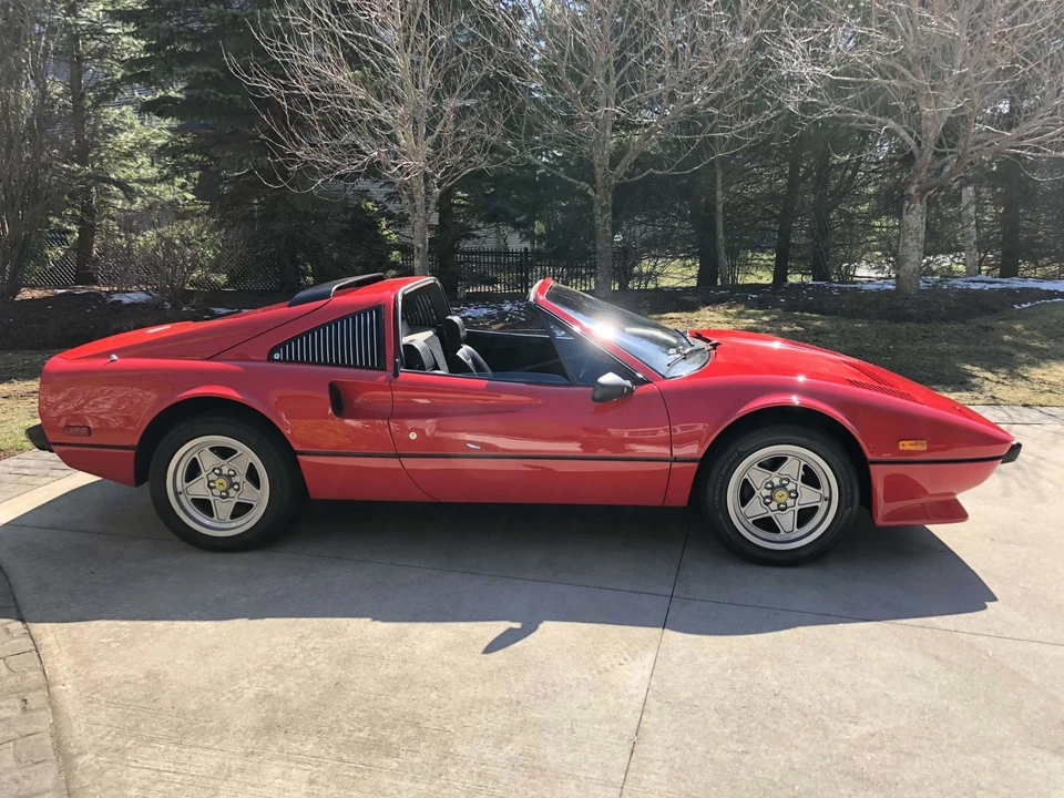 1985 Ferrari 308 GTS QV - Image 12 of 31
