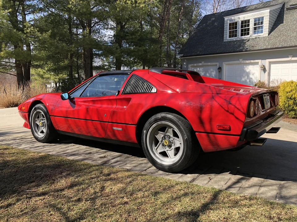1985 Ferrari 308 GTS QV - Image 24 of 31