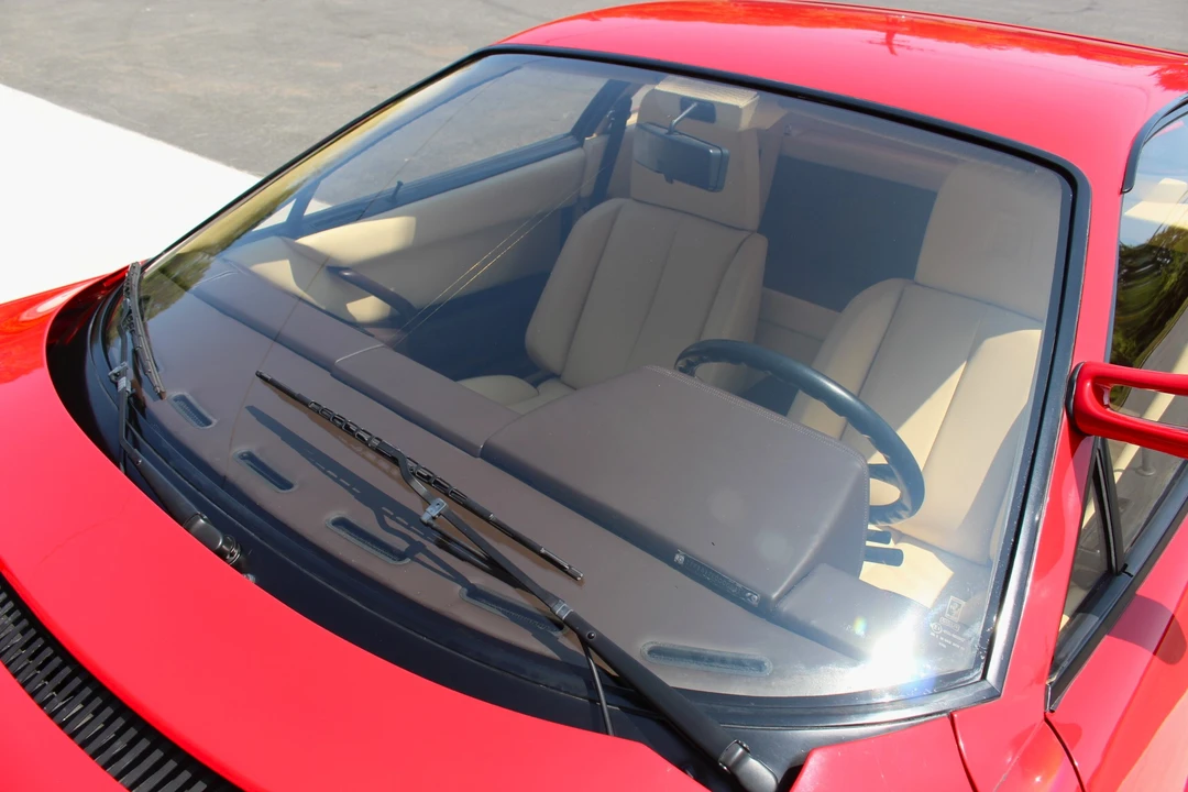 1985 Ferrari Testarossa - Image 21 of 31