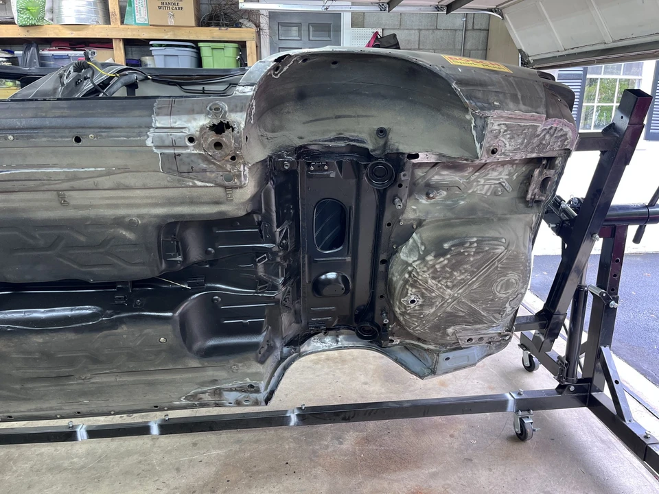 1985 Mercedes-Benz 190E 2.3-16 & 2.5-16 - Image 18 of 31